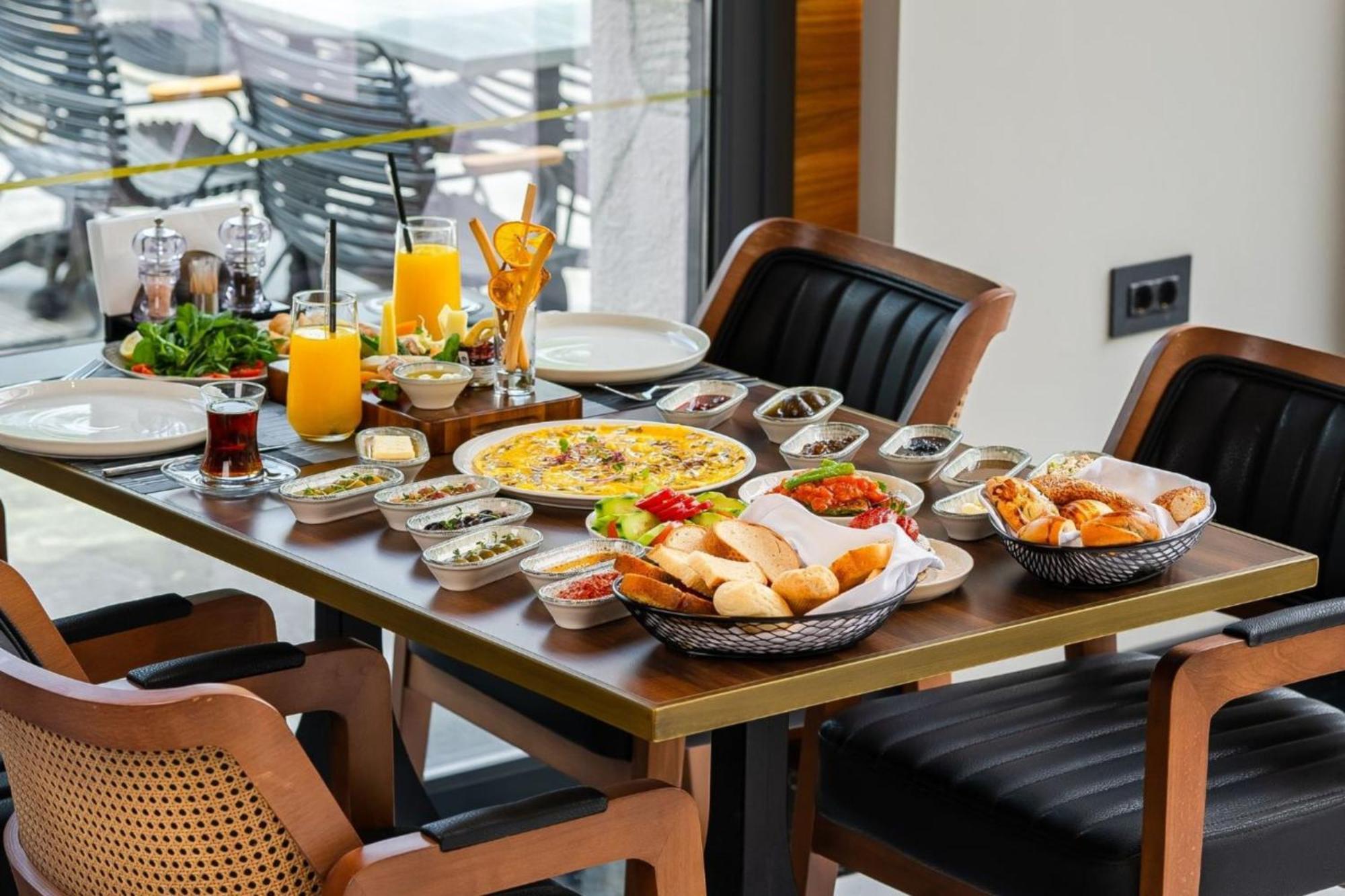 Batihan Vadi Hotel كوشاداسيه المظهر الخارجي الصورة